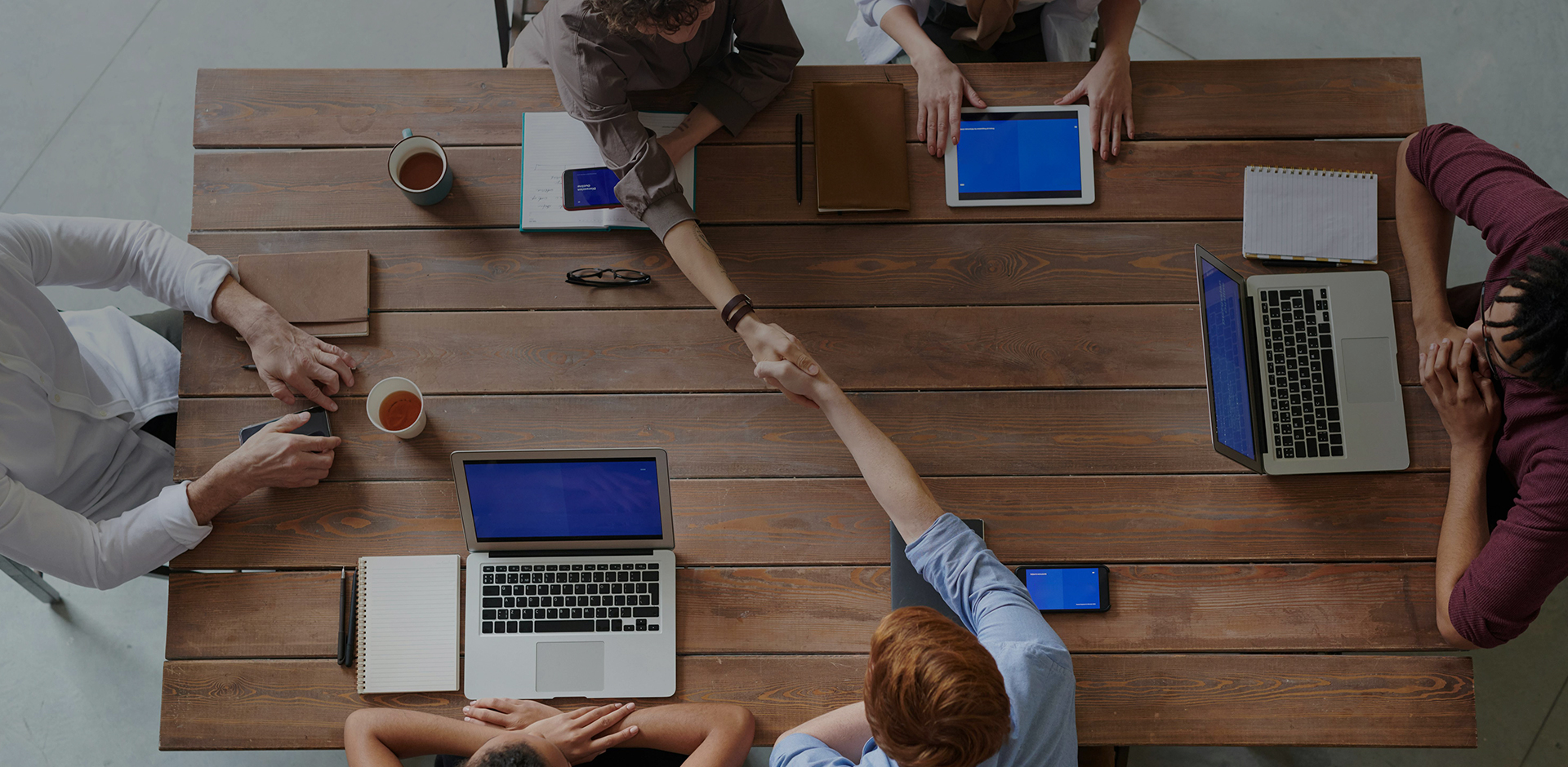 Tham gia cùng chúng tôi