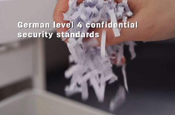 01 Máy hủy tài liệu cỡ lớn Deli e9952