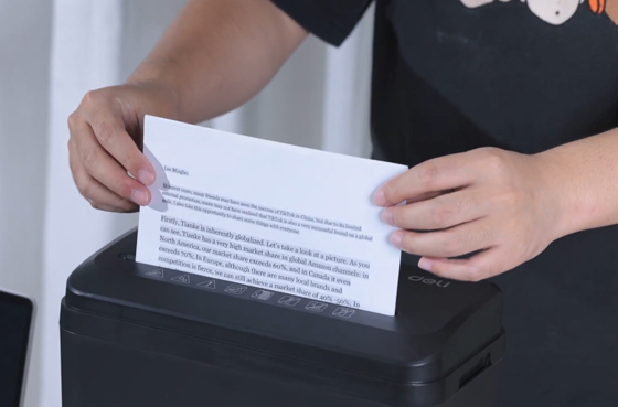 01 Máy hủy giấy nhỏ loại cơ bản Deli et016